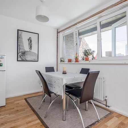 4-Bedroom Flat Near Bigben,Parliament & London Eye المظهر الخارجي الصورة